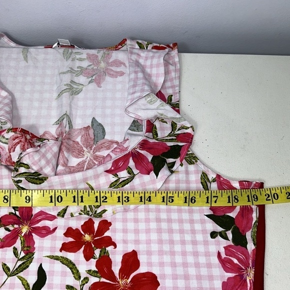 Guess Sleeveless Floral Tank Top - Picture 6 of 7